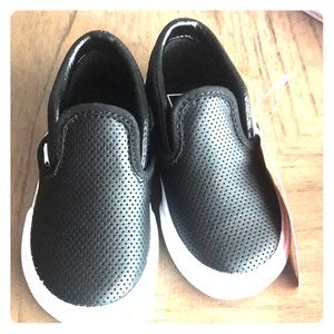 Baby vans - brand new with tags - size 6